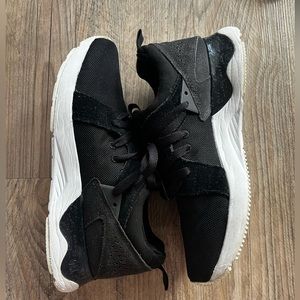 Asics Gel Tiger Sneaker